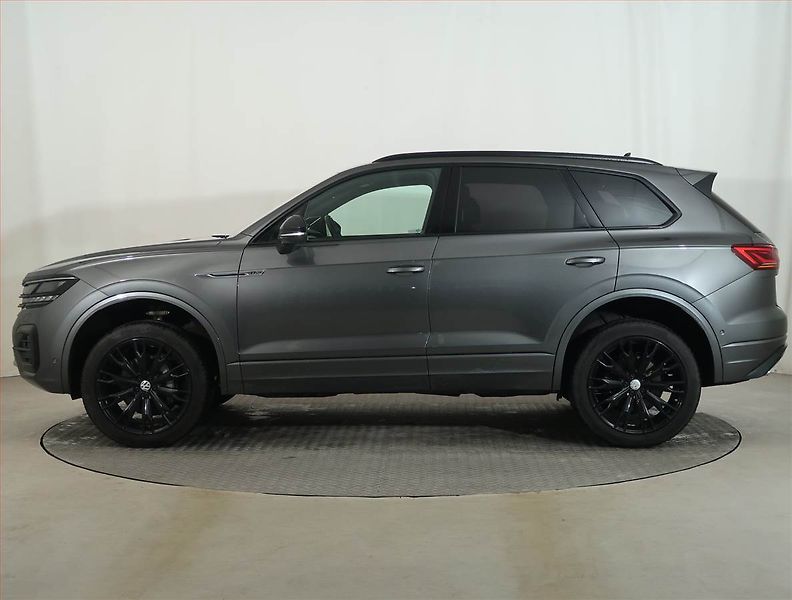Volkswagen Touareg (2020) 3.0 TDI - fotka 3 z 14