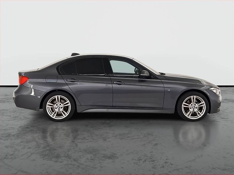 BMW Řada 3 (2014) M Sport 320 d, 4X4, Automat - fotka 6 z 22
