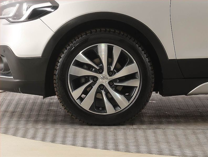 Suzuki SX4 S-Cross (2019) Elegance 1.4 BoosterJet, 4X4 - fotka 15 z 23