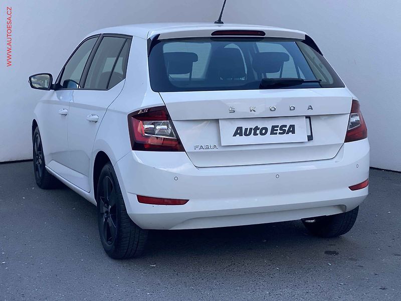 Škoda Fabia (2021) 1.0 TSi, 2.maj,ČR, Ambition - fotka 6 z 18