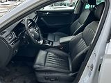 Škoda Superb (2022) kombi 2.0 TDI 7DSG L&K - náhled 21