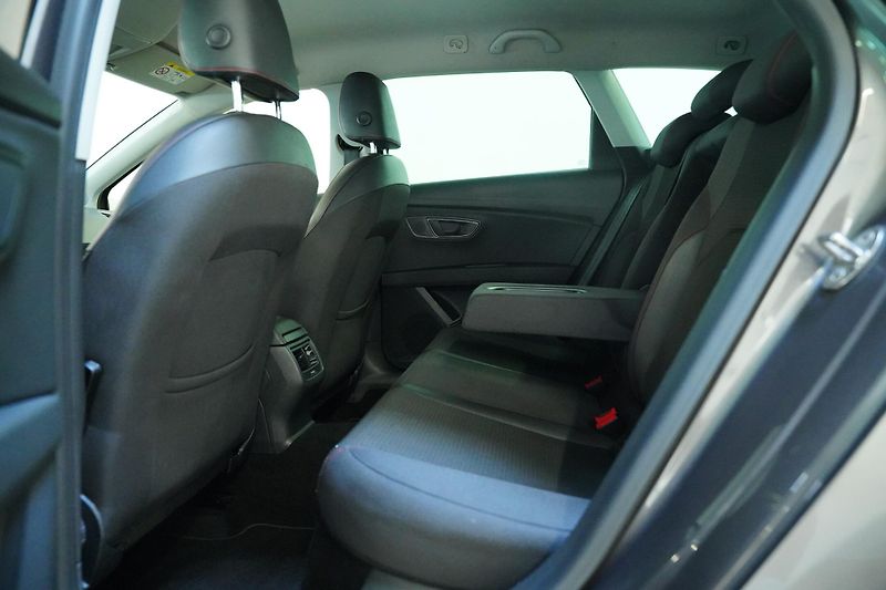 Seat Leon - fotka 25 z 26