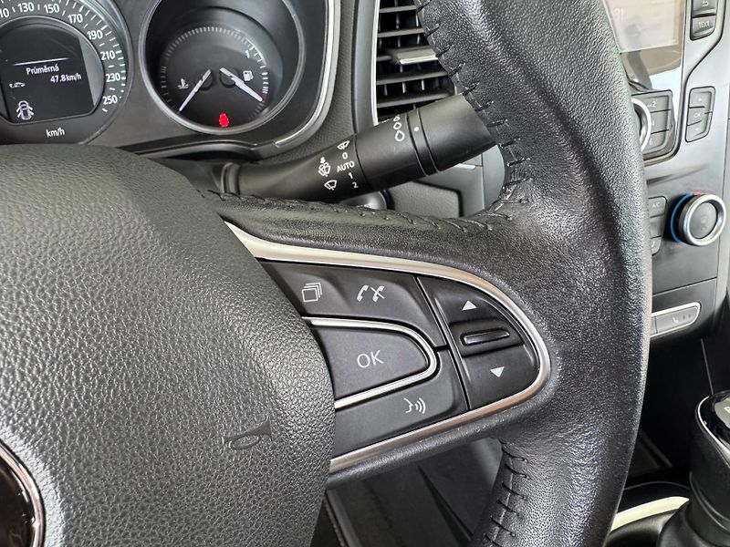 Renault Mégane 1,3 TCe*KeyLess*PDC*1.Maj*ČR - fotka 22 z 29