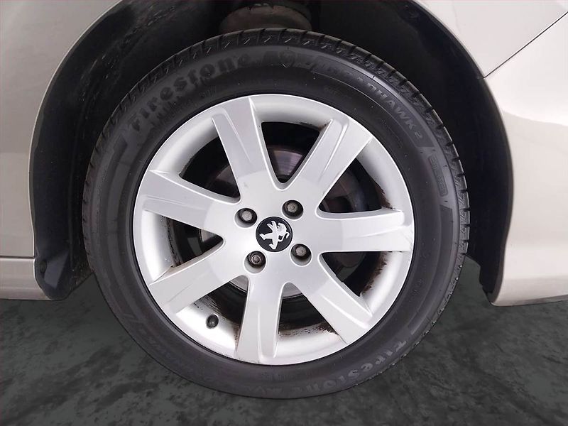 Peugeot 308 (2013) 1.6 VTi, Serv.kniha, Tempomat - fotka 15 z 17