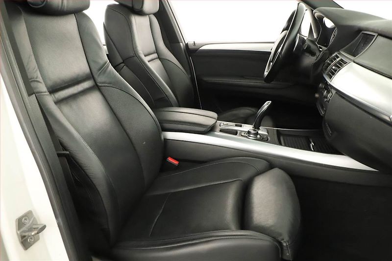 BMW X5 (2013) xDrive30d, 4X4, Automat, Kůže - fotka 7 z 21