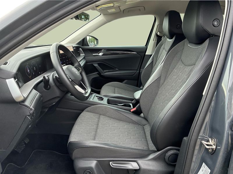 Volkswagen Tayron Life 1,5 eTSI 110 kW mHEV - fotka 11 z 23