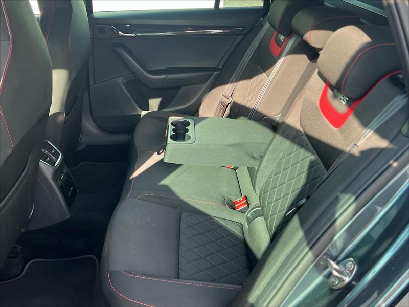 Škoda Octavia 2,0 TDi 135kW  III. FL RS - fotka 13 z 31