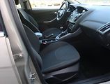 Ford Focus (2016) 1.0 EcoBoost, Vyhř. sedaček - náhled 9