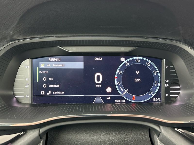 Škoda Octavia (2023) DSG 2.0 TSI 140 kW 4x4 Style - fotka 10 z 34