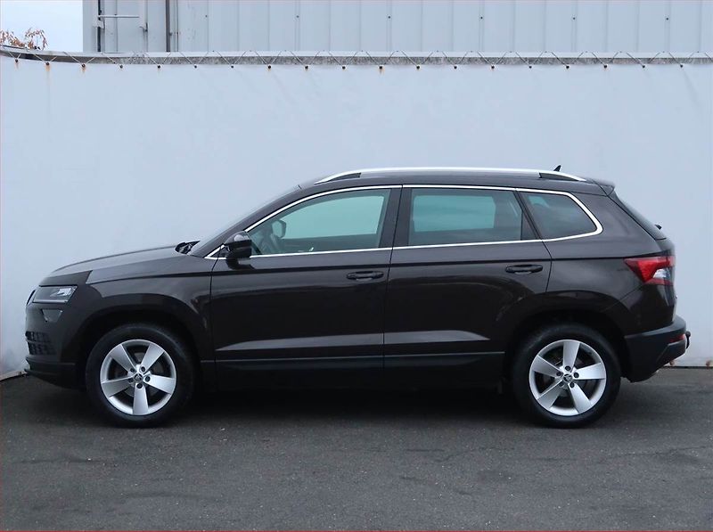 Škoda Karoq (2019) Style 1.6 TDI, Navi, Tempomat - fotka 3 z 22