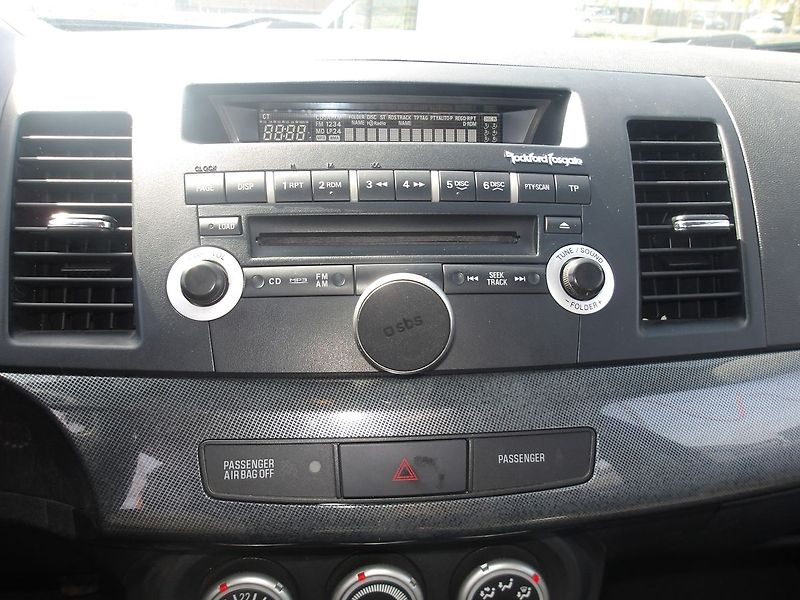 Mitsubishi Lancer 2,0D-iD 103kW ČR! Po rozvodech - fotka 11 z 28