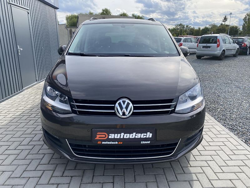 Volkswagen Sharan 1.4 TSI 110kW-7MÍST-NAVI-TAŽNÉ - fotka 7 z 39