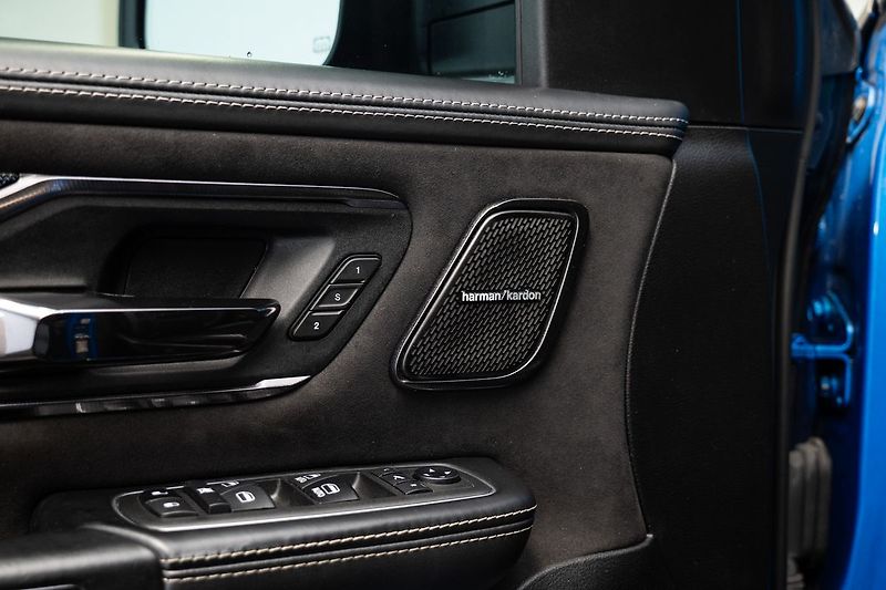 RAM 1500 TRX/Stan/Naviják/Harman Kardon - fotka 21 z 31