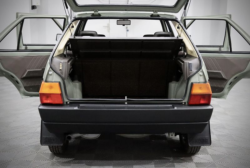Škoda Favorit (1988) 1.3 46 kW 136 L  - fotka 38 z 47