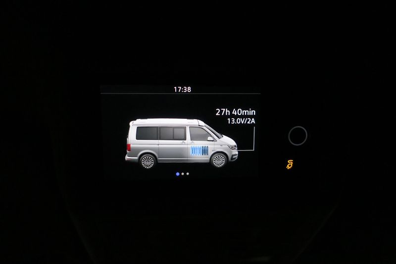 Volkswagen T6.1 (2023) 2.0TDI 110 kW Beach Tour LED - fotka 43 z 50