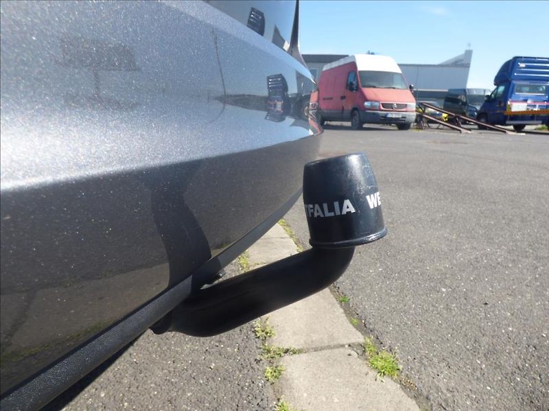 Volkswagen Sharan 2,0 TDI,Digi Klima,Navigace  H - fotka 9 z 67