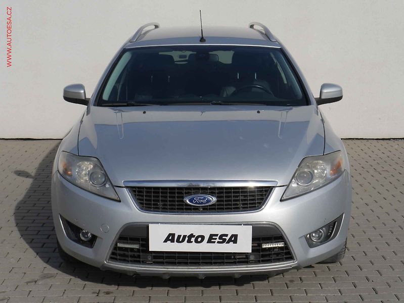 Ford Mondeo (2010) 2.0TDCi - fotka 2 z 21