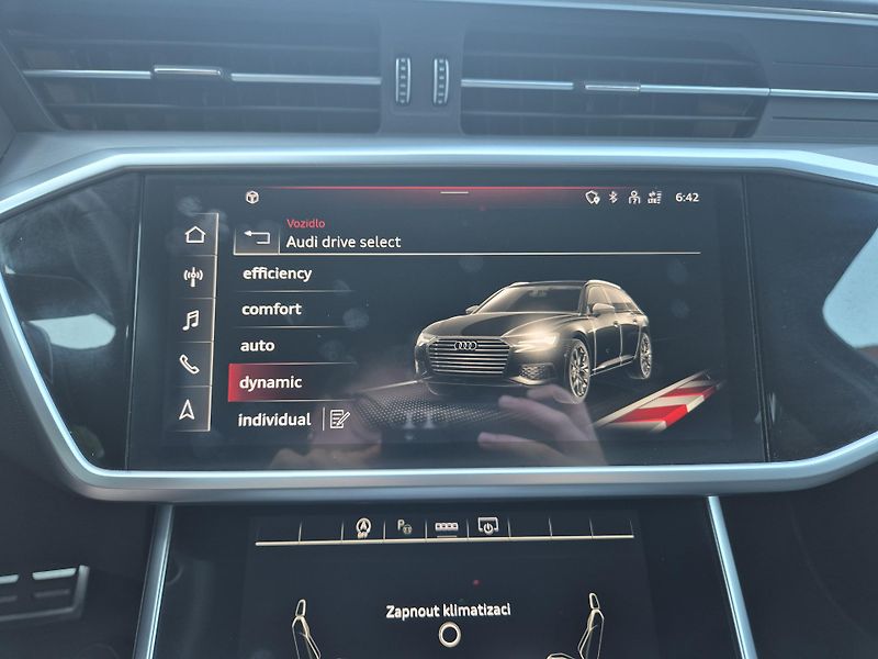 Audi A6 Avant 50TDi 210kw QUATTRO S-LINE     - fotka 26 z 45