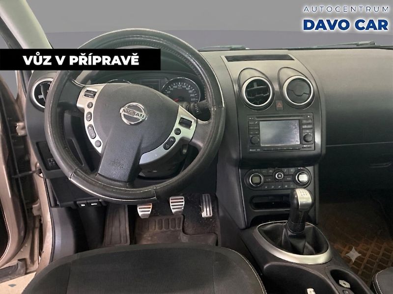 Nissan Qashqai 1.6 i 84kW CZ Aut.klima - fotka 5 z 12