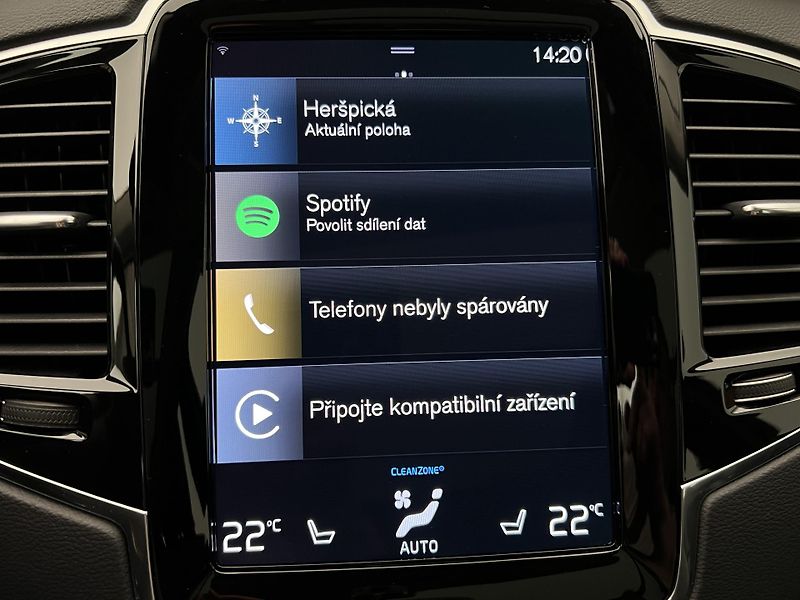 Volvo XC90 T8 AWD INSCRIPTION 7 MÍST AUT - fotka 31 z 49