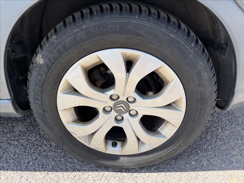 Citroën C8 2,0 HDi 8.MÍST 2xKOLA STK 7/28 - fotka 30 z 31