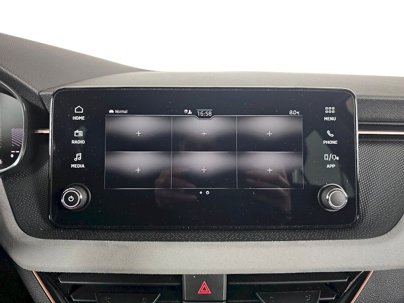 Škoda Kamiq (2025) 1.0TSI 85KW DSG TOP SELECTION - fotka 13 z 32