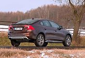 Volvo S60 Cross Country.