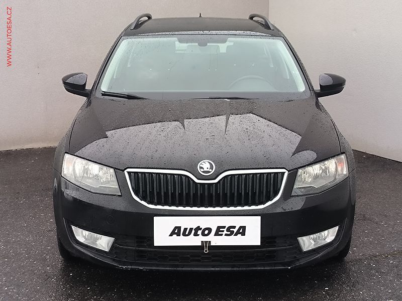 Škoda Octavia (2015) 2.0 TDi, Ambition, DSG, navi - fotka 2 z 21