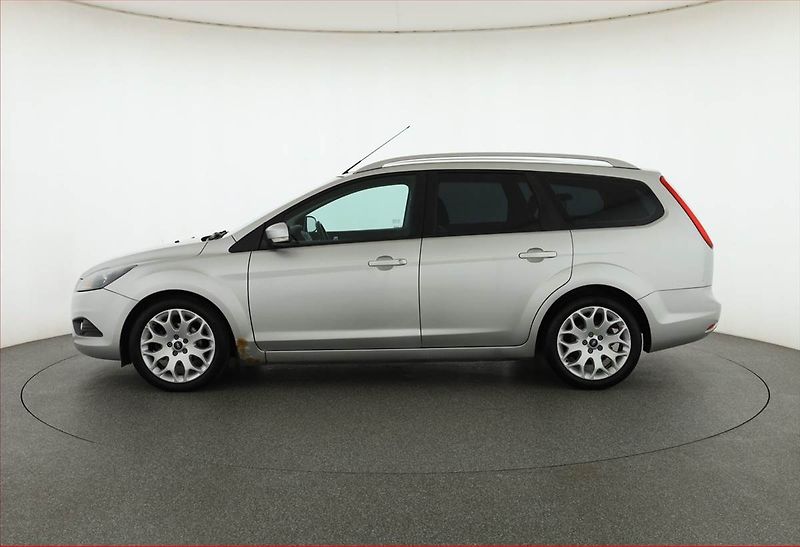 Ford Focus (2009) 1.6 16V, Serv.kniha, nová STK - fotka 3 z 15
