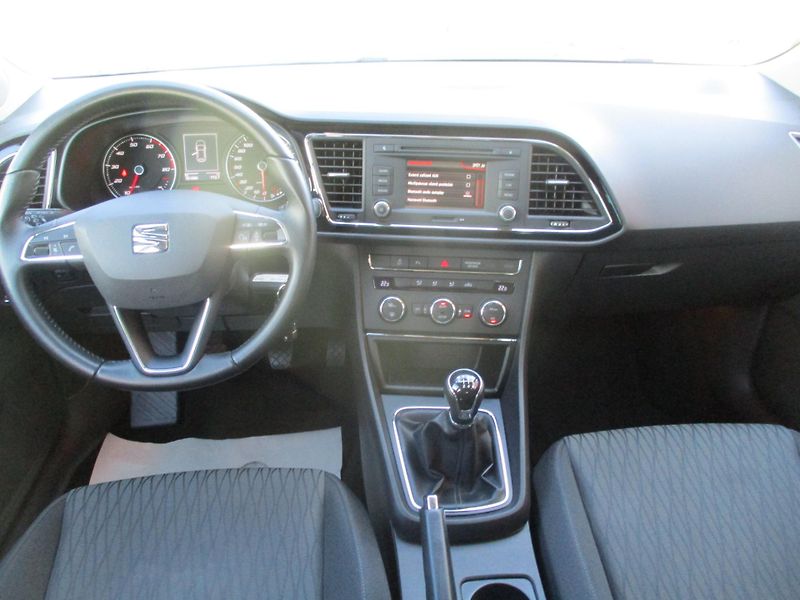 Seat Leon 1.4TSi 110kW STYLE*L+Z PNEU - fotka 14 z 45