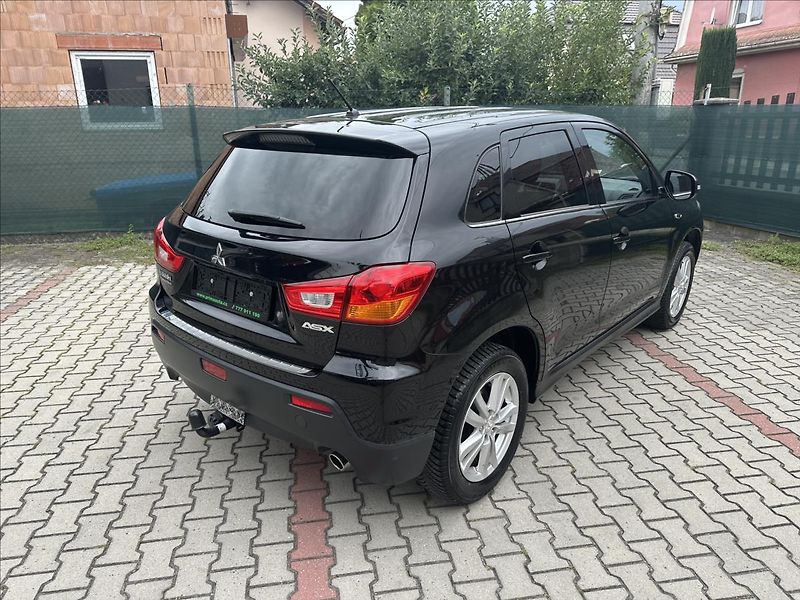 Mitsubishi ASX 1,6 TAŽNÉ EDITION - fotka 3 z 30