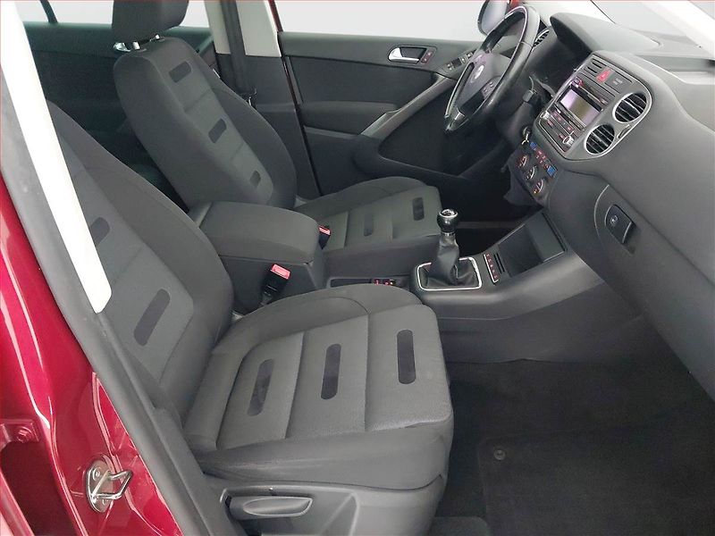 Volkswagen Tiguan (2009) Sport 1.4 TSI, 4X4 - fotka 9 z 22