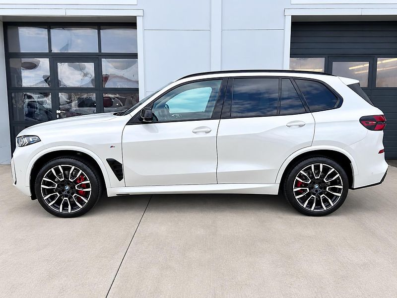 BMW X5 xDrive40d M-Sport PRO - fotka 3 z 33