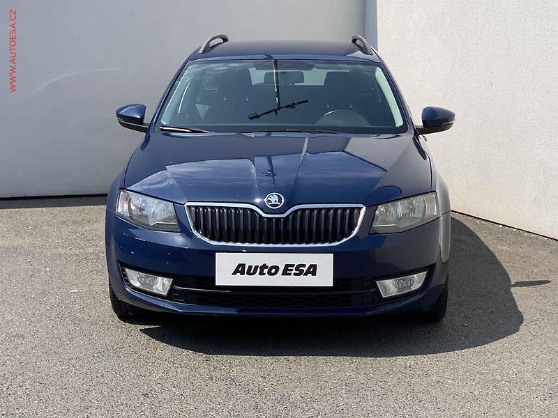 Škoda Octavia (2015) 1.6 TDI, ČR, AC, temp - fotka 2 z 16