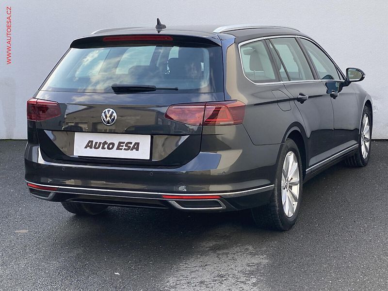 Volkswagen Passat (2020) 1.6 TDi, Elegance, DSG, LED - fotka 4 z 18