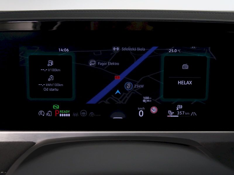 Volkswagen Passat (2024) R-LINE 1.5TSI 200KW eHYBRID WE - fotka 20 z 46