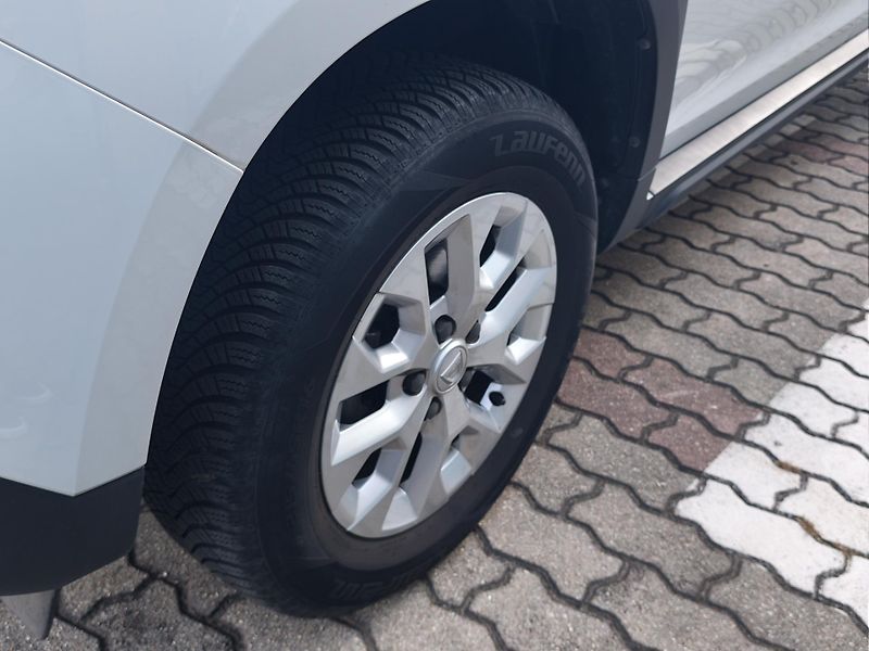 Dacia Duster 2022 ČR 1.0 ECO-G 27966km - fotka 27 z 29