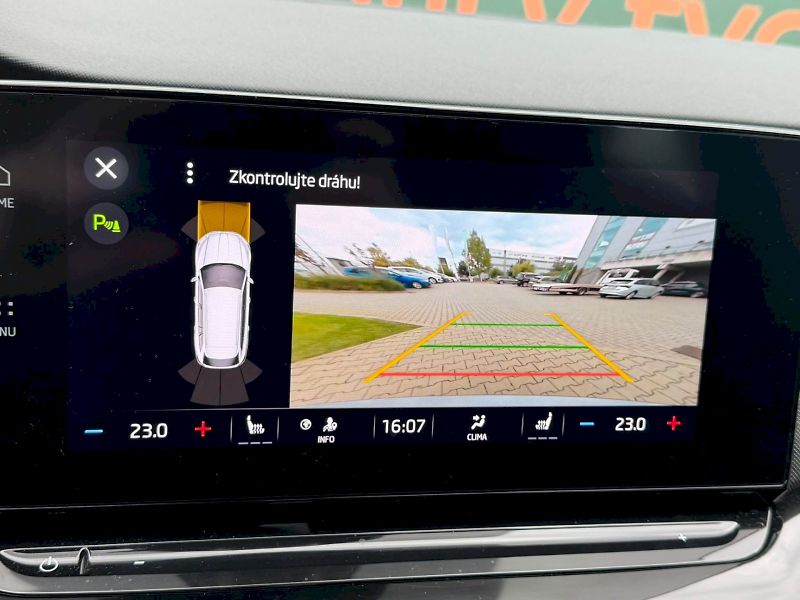 Škoda Octavia (2023) COMBI STYLE 2.0TDI 85KW ZÁRUKA - fotka 6 z 21