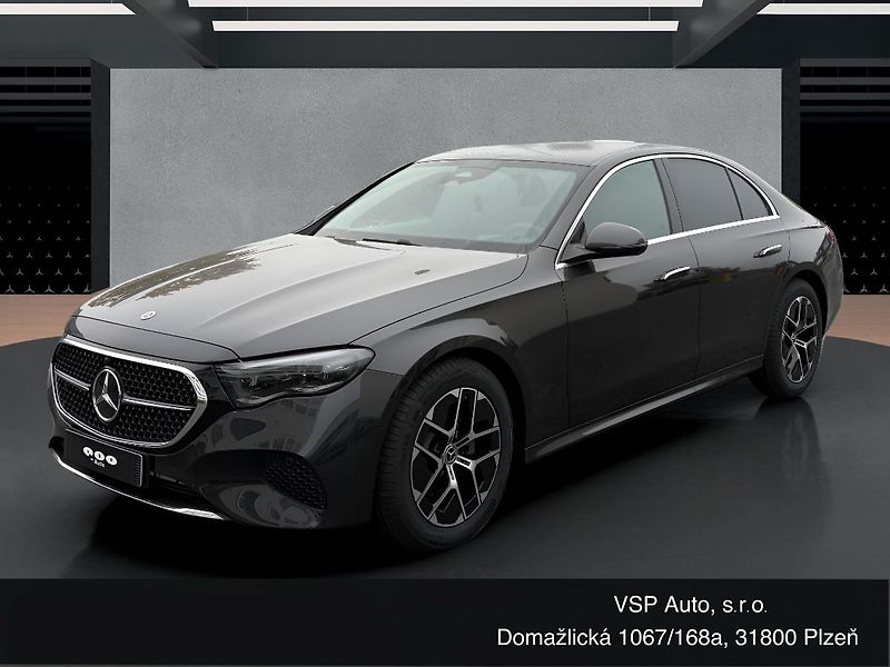 Mercedes-Benz Třídy E E 220 d 4MATIC - fotka 1 z 16