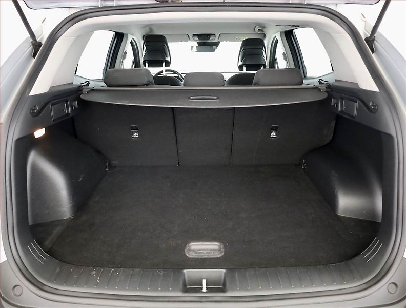 Kia Sportage (2022) Exclusive 1.6 T-GDI MHEV - fotka 18 z 19
