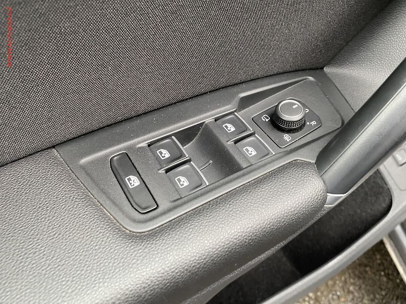 Volkswagen Tiguan (2016) 2.0 TDI 4x4, Highline, DSG, - fotka 13 z 21