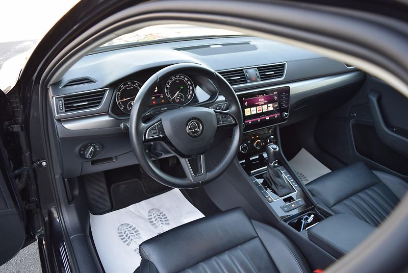 Škoda Superb (2019) 1.5TSI 110kw DSG STYLE PLUS  - fotka 23 z 43