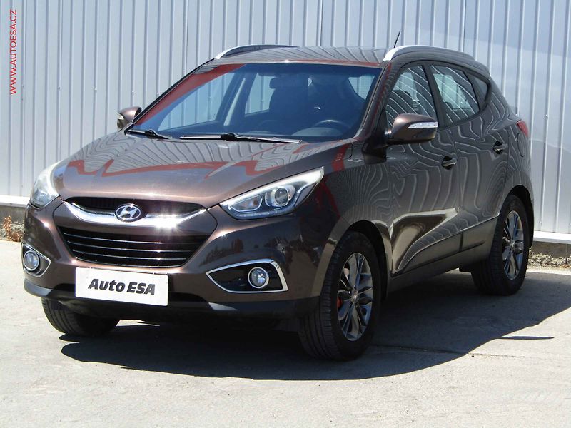 Hyundai ix35 (2014) 1.6 GDi, ČR, Klima - fotka 3 z 15
