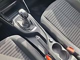 Peugeot 2008 (2026) STYLE 1.2 TURBO 100k MAN6 - náhled 16