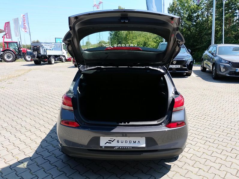 Hyundai i30 1.0 T-GDI - fotka 7 z 22