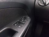 Volkswagen Touran (2007) 1.9 TDI, 7 míst, po STK, Tažné - náhled 16