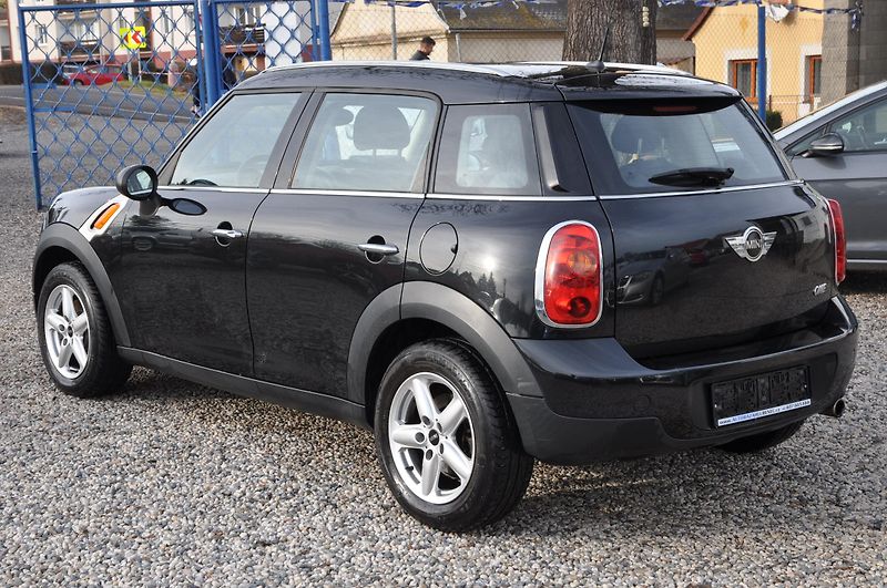 Mini Countryman 1.6i 72kW - fotka 4 z 17