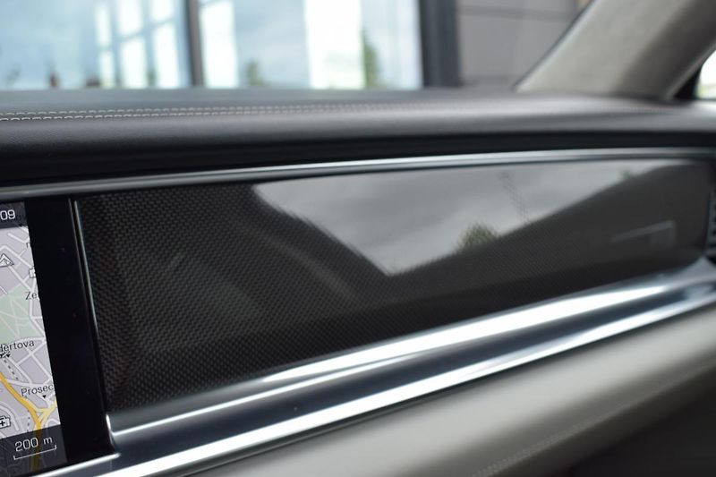 Porsche Panamera (2017) Turbo/CZ/Záruka/Bose/Carbon - fotka 17 z 66