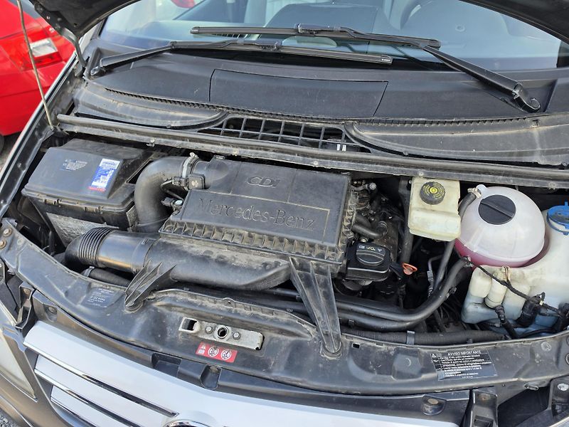 Mercedes-Benz Viano 2.2CDI Kuže Navi Televize L - fotka 7 z 24