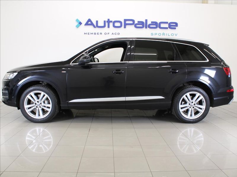 Audi Q7 3,0 TDi 200kW S-line 7-míst ČR - fotka 5 z 29